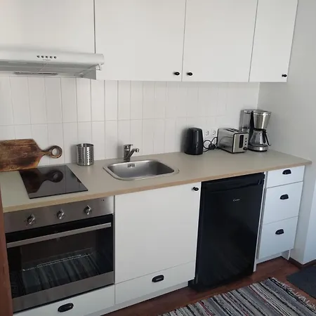 Apartment Cozy Close To The