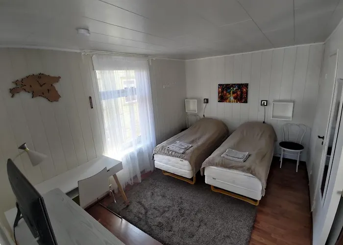 Cozy Close To The Apartment